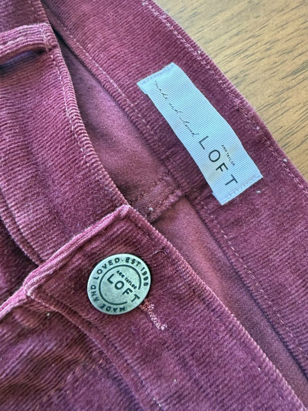 LOFT Modern Skinny Corduroy Pants Burgundy Wine Women's 4/27 Stretch
